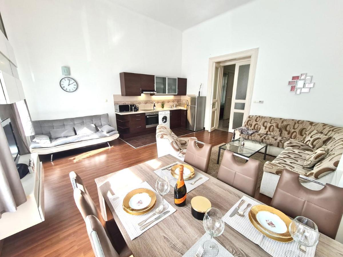 Ricky Apartment Budapest Exterior photo